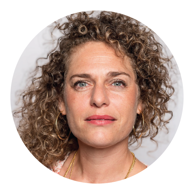 דיאנה זטוצ'נה, עו"ד